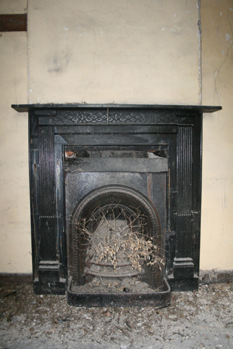 Cahans Presbyterian Church, Monaghan 09 - Chimneypiece